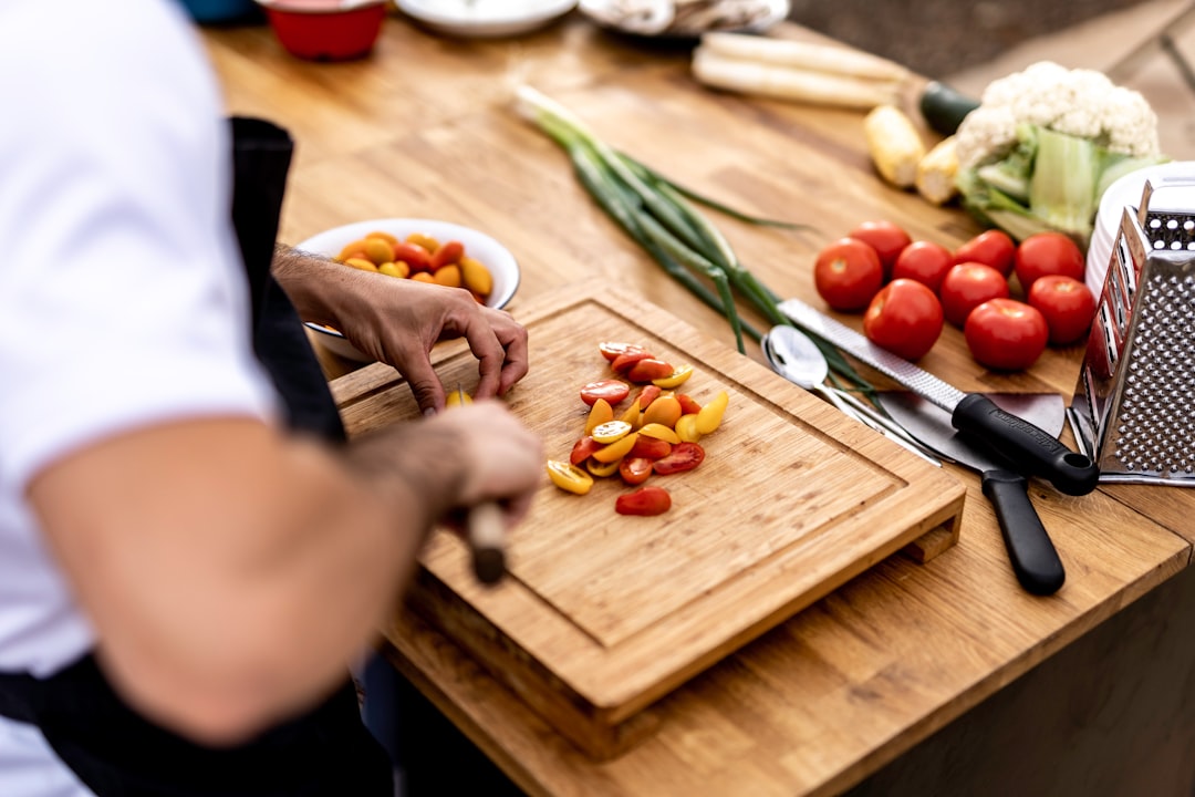 What to Know Before Making a Commercial Kitchen Equipment Purchase